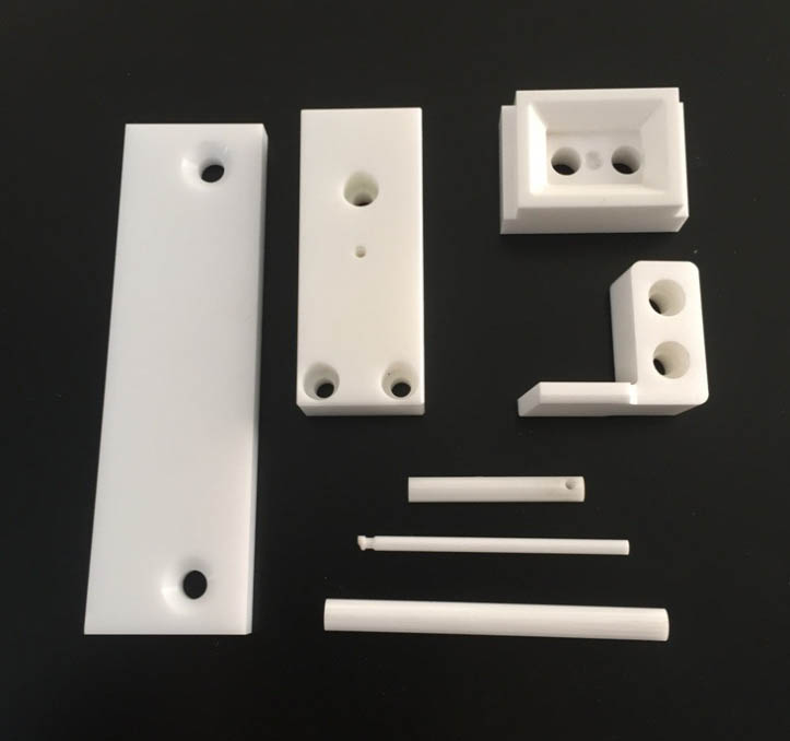Precision alumina ceramics08